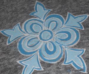 small flower rangoli