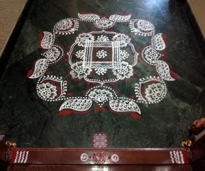 2018- Navratri-Threshold Kolam-1