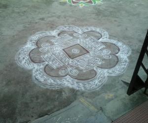 Rangoli: Makolam3