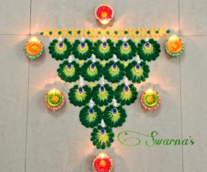 Colourful border rangoli 