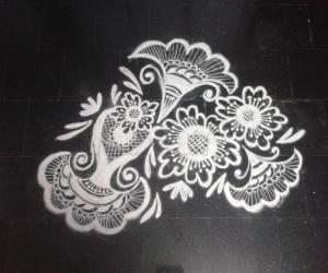 flower kolam