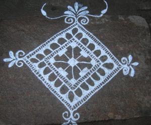 sunday kolam