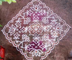 Rangoli: Dotted Flower kolam