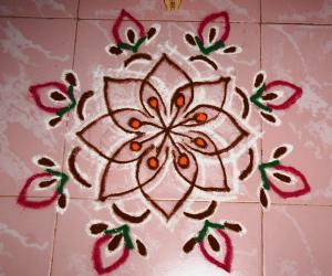 Rangoli: Freehand flower Rangoli