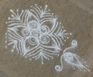 Rangoli: Trail rangoli