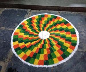 Rangoli (kerala poo kolam model)