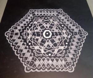 Rangoli: Pulli kolam