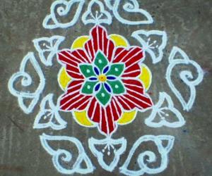 Rangoli: Margazhi  kolam on road-8