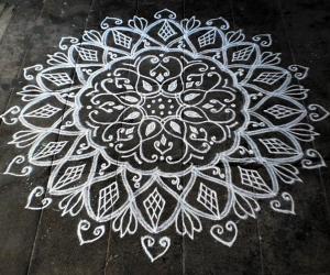 Freehand rangoli