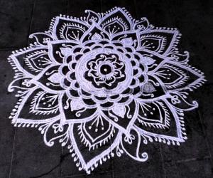 Freehand rangoli