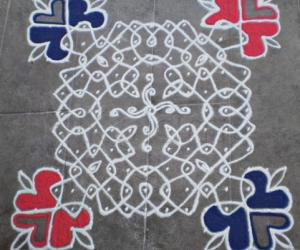 Rangoli: Dotted kolam