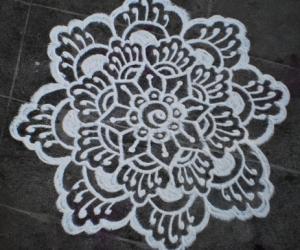 Freehand rangoli