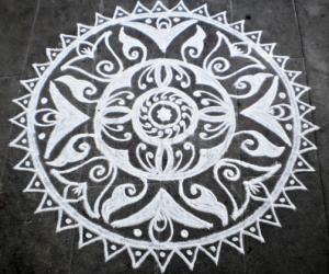 Rangoli: Freehand rangoli