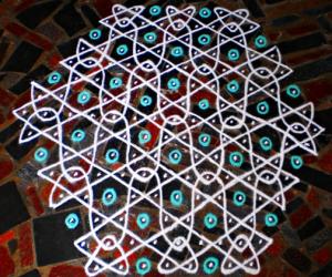 Dotted kolam