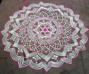 Aadi 3rd sevvai spl kolam