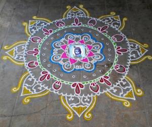 Krishna Jayanthy spl kolam