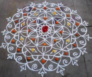 Freehand kolam