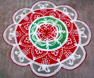 Margazhi  kolam on road-16