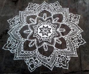 Freehand rangoli