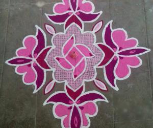 Rangoli: Navratri 2014-day 8