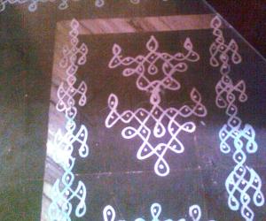 Vijaya Dasami Kolam with wet maavu