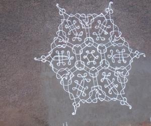 Markazhi kolam Day 4