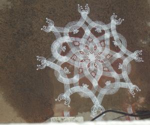 Rangoli: Kuzhal Kolam