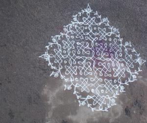 Rangoli: Margazhi kolam