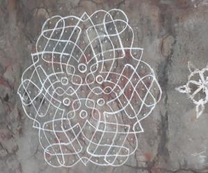 Chikku kolam