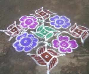 Rangoli: Star flower kolam