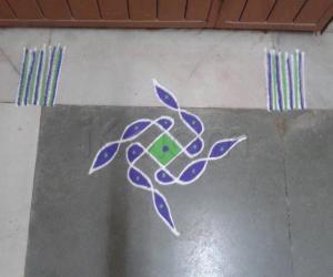 Rangoli: Simple colourful Rangoli