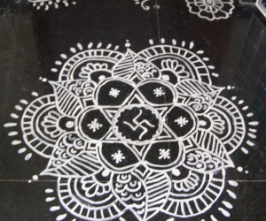 maakkolam