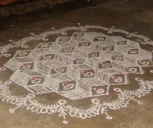 Dotted 3D kolam