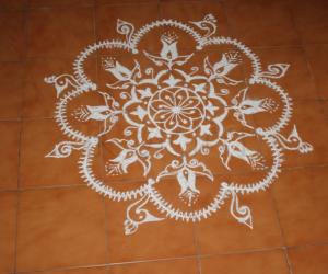 Freehand kolam