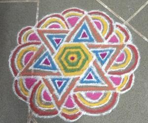 Holi  kolam