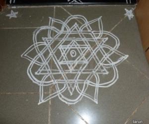 Daily flat kolam