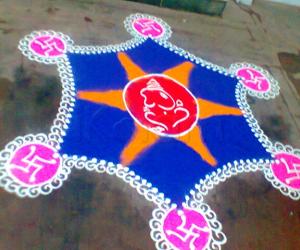 Freehand rangoli