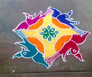 Rangoli: Frolicking birds!