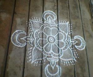 Rangoli: Blossoms