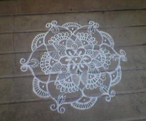 Rangoli: Blossoms