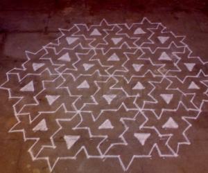 Rangoli: An attempt on Rajamma's  puzzle rangoli