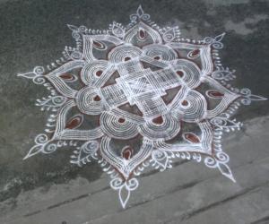 Rangoli: Varamahalakshmi rangoli