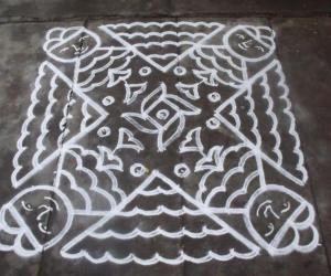 bommai kolam