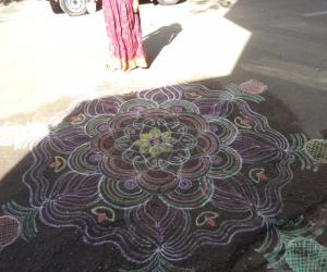 Rangoli: Free hand