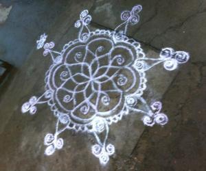 a simple rangoli design