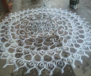 Rangoli: free hand rangoli