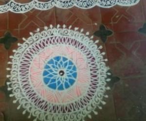 Rangoli: Margazhi Kolam