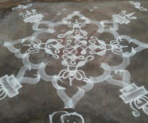 Simple Chikku kolam