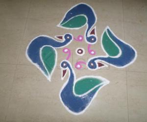 Rangoli: SMALL PEAHEN