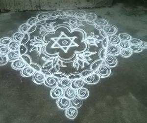 Rangoli: Friday kolam